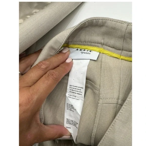 Women’s Akris Punto Pebbled Crepe Blazer and Pants Suit - Picture 10 of 10